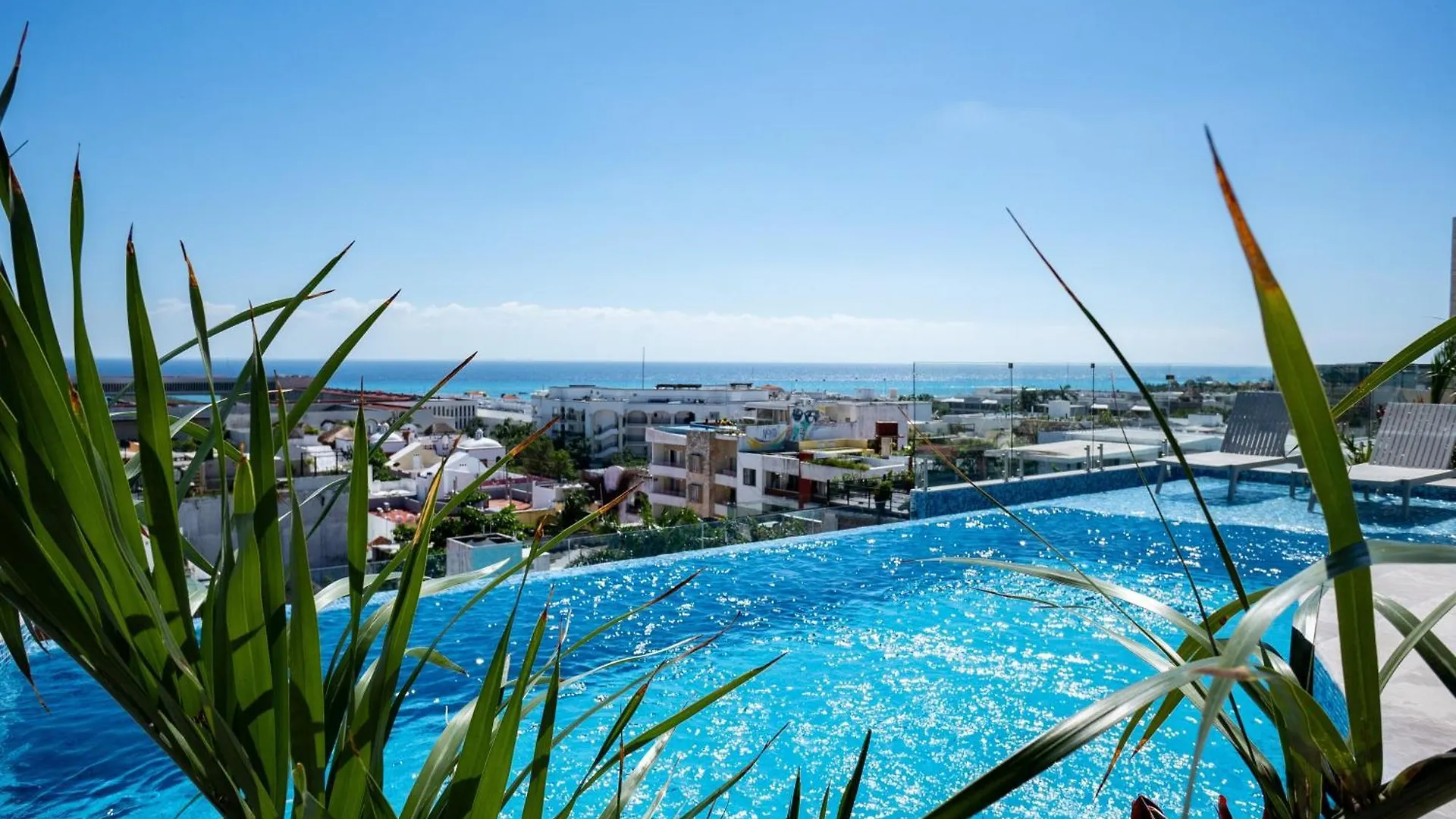 Menesse Town Tower 203 Condo Playa del Carmen 0*,  Messico